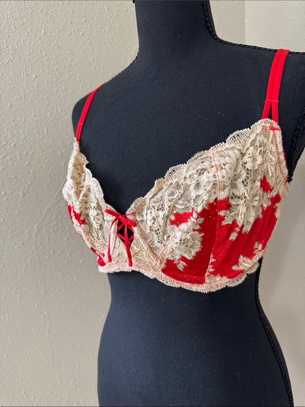 Victoria's Secret Red and Ivory Lace Balconette Bra